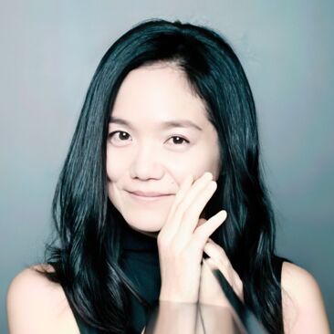 Hisako Kawamura, Piano 